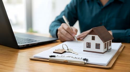High-value home insurance: Coverage, carriers, and costs for luxury homes