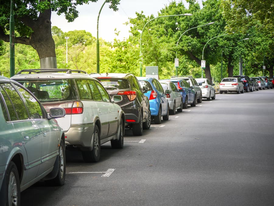 What to do if you hit a parked car or your parked car is hit